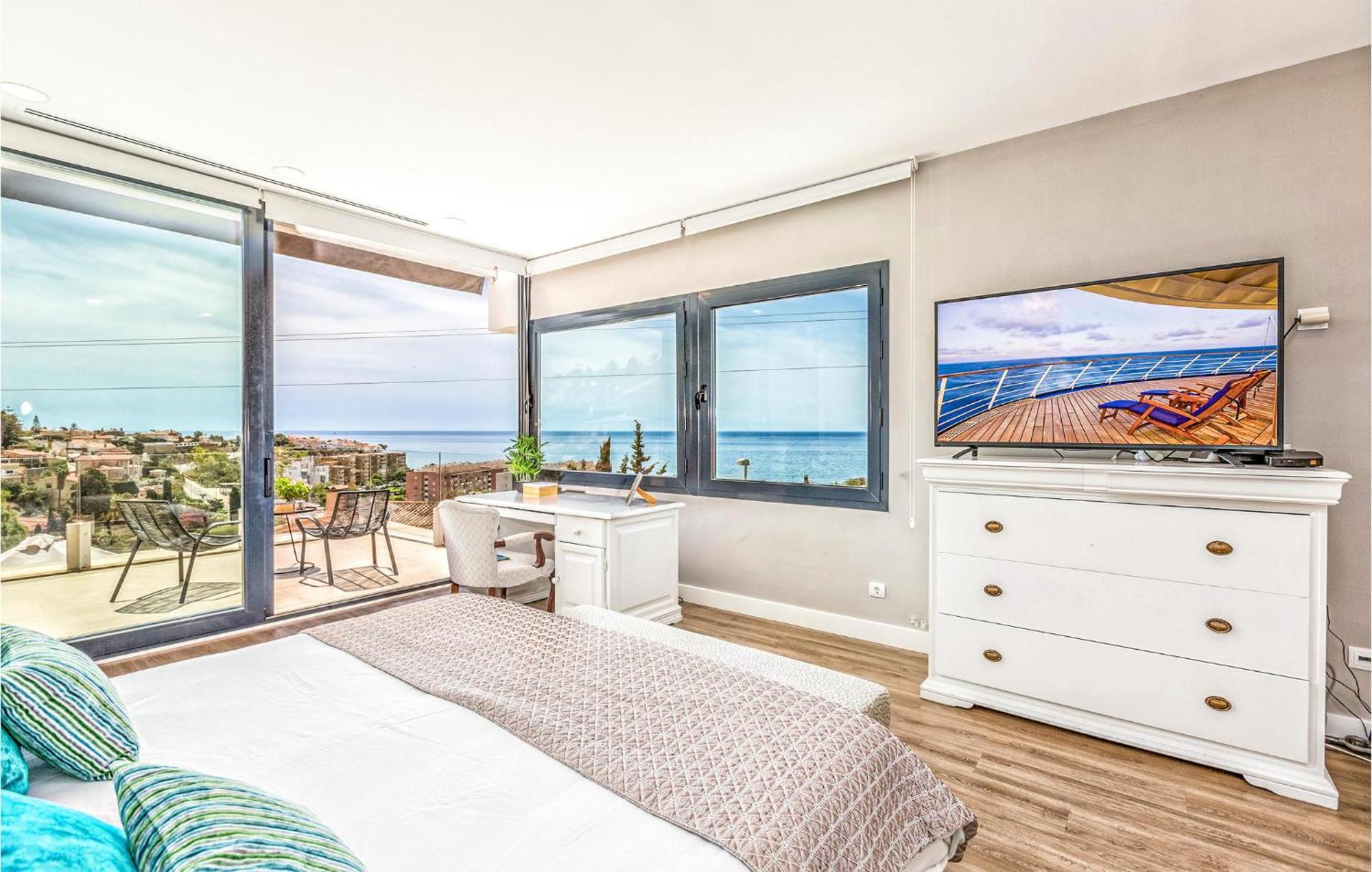 Awesome Home In Cala Del Moral With Kitchen La Cala Del Moral Exteriör bild